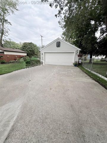 24620 Andover Drive, Dearborn Heights, MI 48125