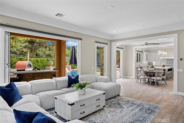 6 Pistoria, Ladera Ranch, CA 92694