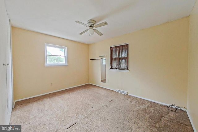10205 FORD TER, White Plains, MD 20695