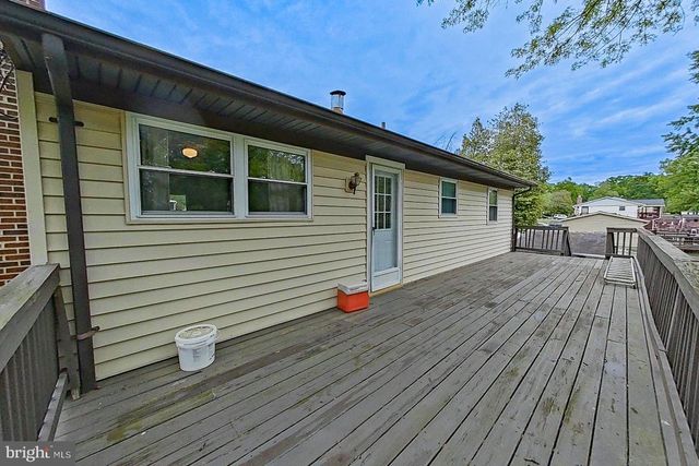 10205 FORD TER, White Plains, MD 20695