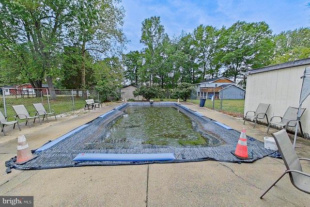 10205 FORD TER, White Plains, MD 20695