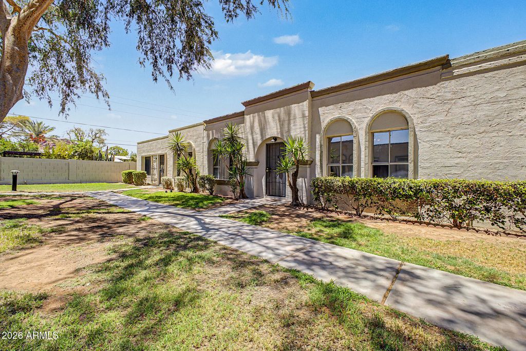 5873 E THOMAS Road, Scottsdale, AZ 85251 — photo 4