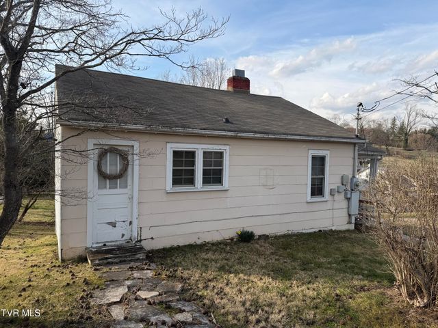 624 Maple Street, Bristol, VA 24201