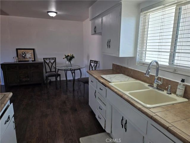 16366 Walnut Street, Hesperia, CA 92345