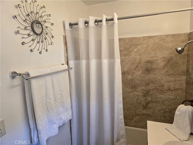 16366 Walnut Street, Hesperia, CA 92345