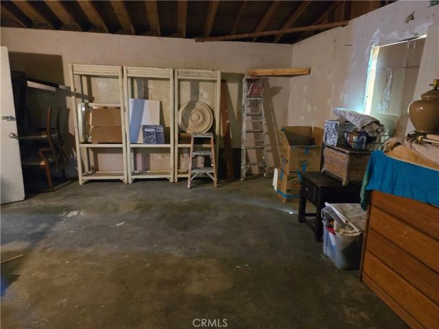 16366 Walnut Street, Hesperia, CA 92345