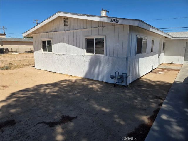 16366 Walnut Street, Hesperia, CA 92345