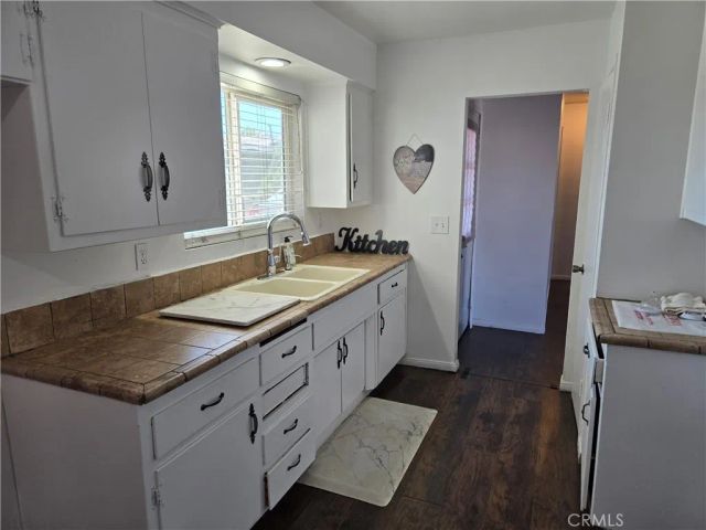 16366 Walnut Street, Hesperia, CA 92345