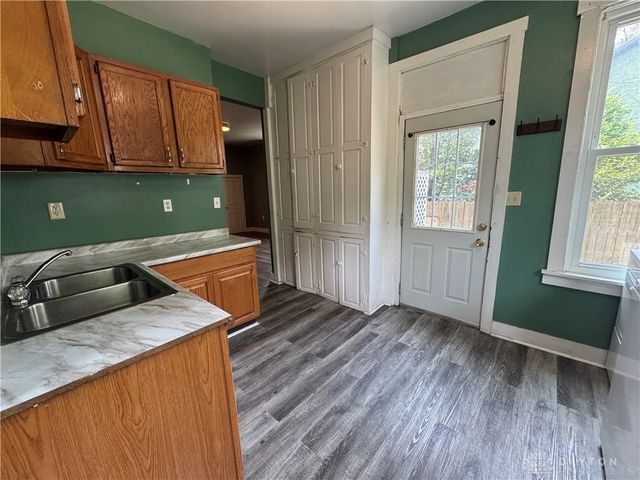 1609 E 5th Street, Dayton, OH 45403