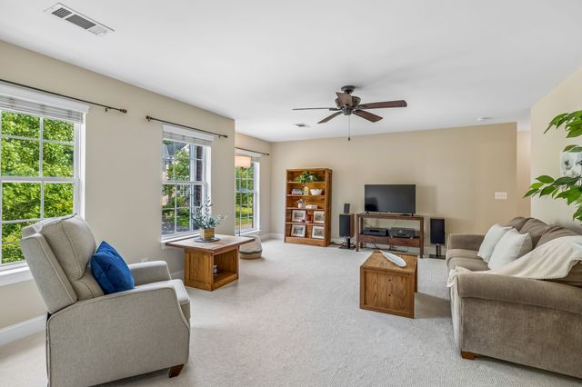 1279 Bridgeton Park Dr, Brentwood, TN 37027