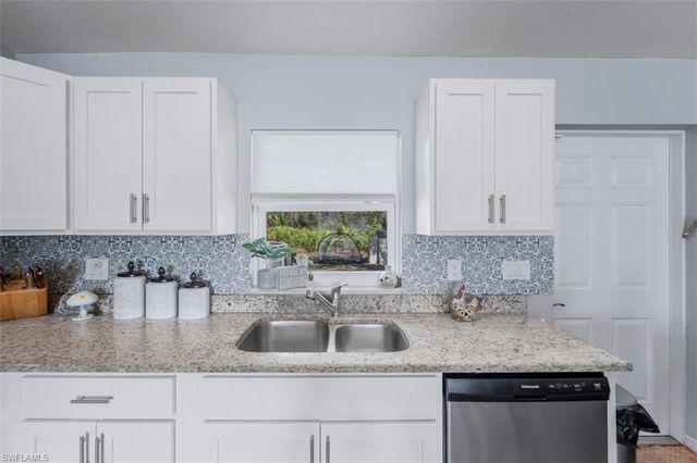 5013 SE Tradewinds CIR, Labelle, FL 33935