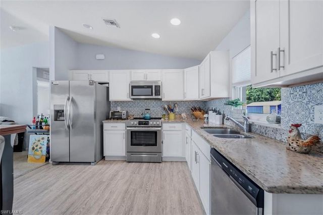 5013 SE Tradewinds CIR, Labelle, FL 33935