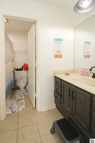 130 Rue Thierry Drive, Paducah, KY 42001