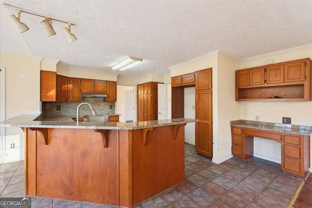 1412 Crooked Tree Circle, Stone Mountain, GA 30088