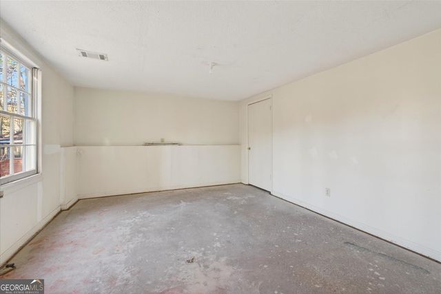 1412 Crooked Tree Circle, Stone Mountain, GA 30088