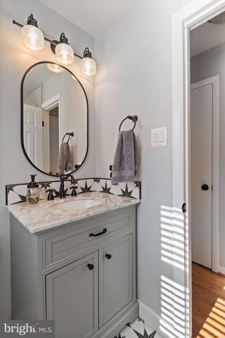 10714 DUDLEY CT, Fairfax, VA 22030