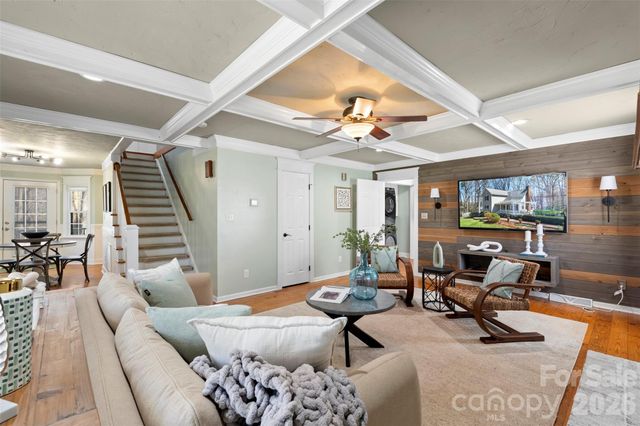 8003 Pine Oak Road, Waxhaw, NC 28173