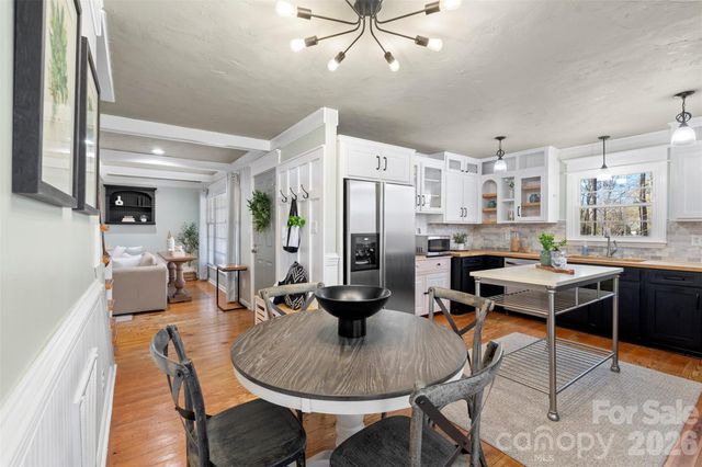 8003 Pine Oak Road, Waxhaw, NC 28173