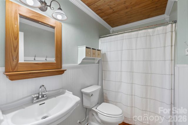 8003 Pine Oak Road, Waxhaw, NC 28173