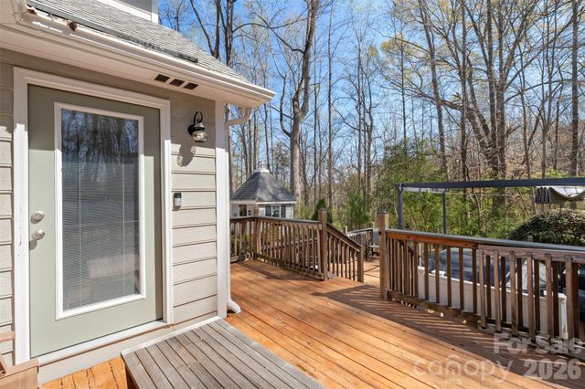 8003 Pine Oak Road, Waxhaw, NC 28173