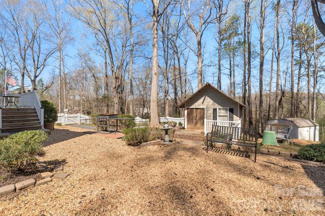 8003 Pine Oak Road, Waxhaw, NC 28173