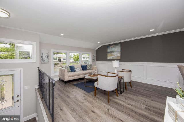 231 HOLLYOKE RD, Somerdale, NJ 08083