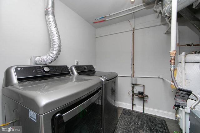 231 HOLLYOKE RD, Somerdale, NJ 08083