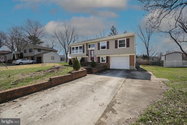 231 HOLLYOKE RD, Somerdale, NJ 08083