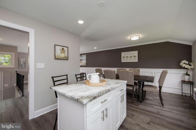 231 HOLLYOKE RD, Somerdale, NJ 08083