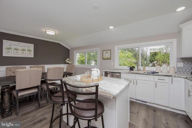 231 HOLLYOKE RD, Somerdale, NJ 08083