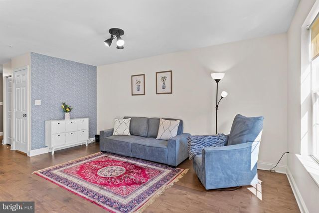 8116-J CARL WILLIAMS BLVD, Harrisburg, PA 17112