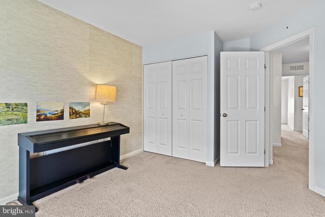8116-J CARL WILLIAMS BLVD, Harrisburg, PA 17112