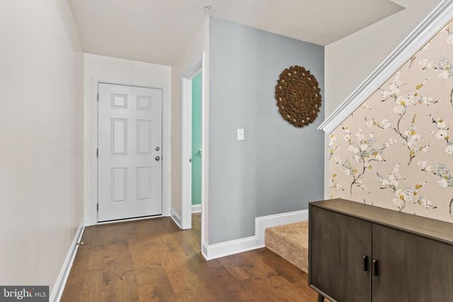 8116-J CARL WILLIAMS BLVD, Harrisburg, PA 17112