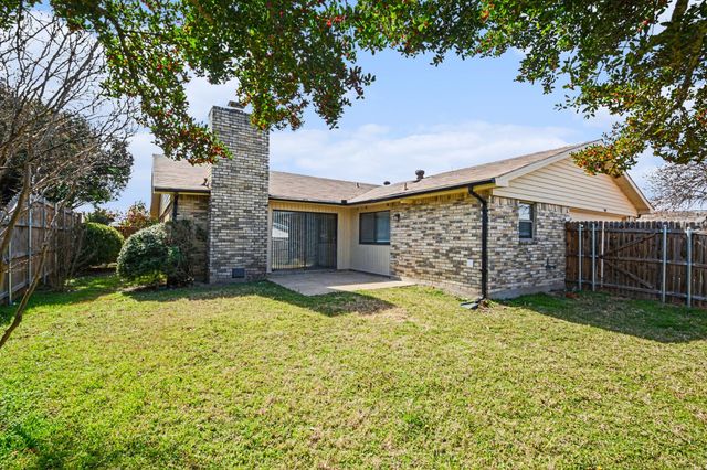 905 Stone Trail Drive, Plano, TX 75023