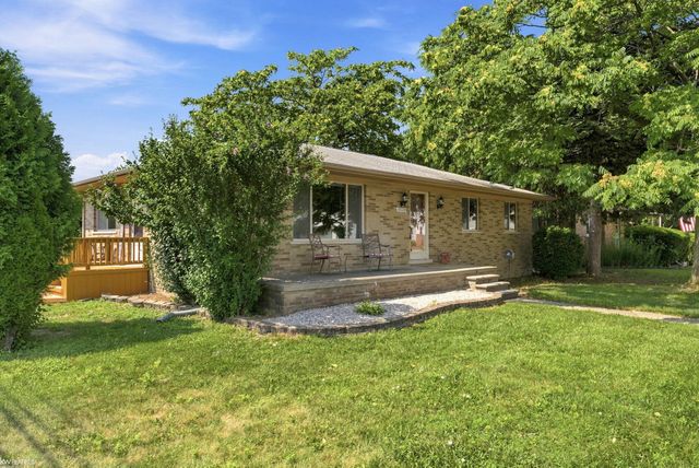 19580 Glenn Street, Roseville, MI 48066