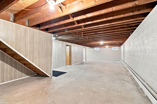 19580 Glenn Street, Roseville, MI 48066