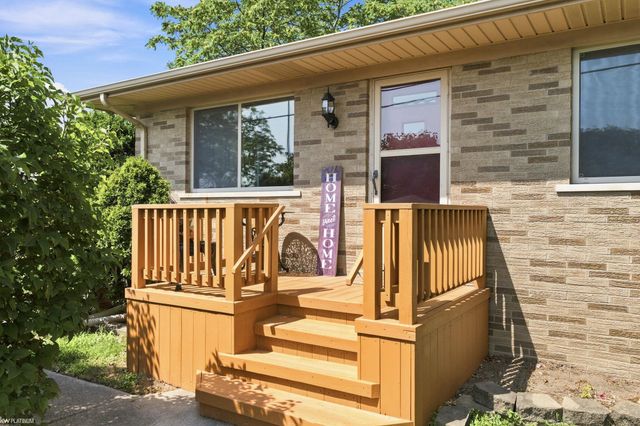 19580 Glenn Street, Roseville, MI 48066