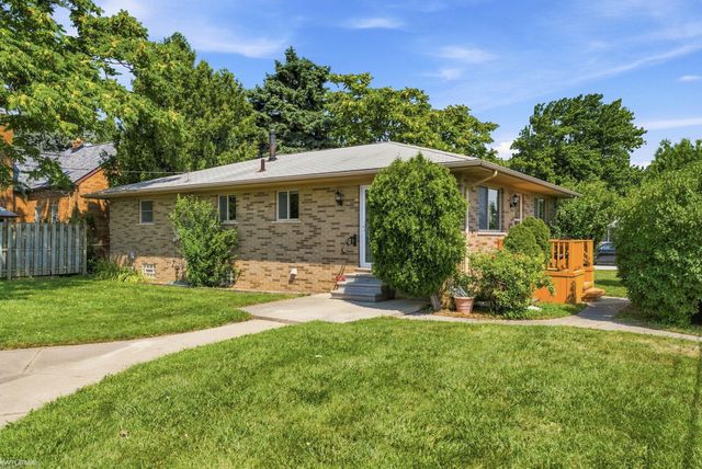 19580 Glenn Street, Roseville, MI 48066