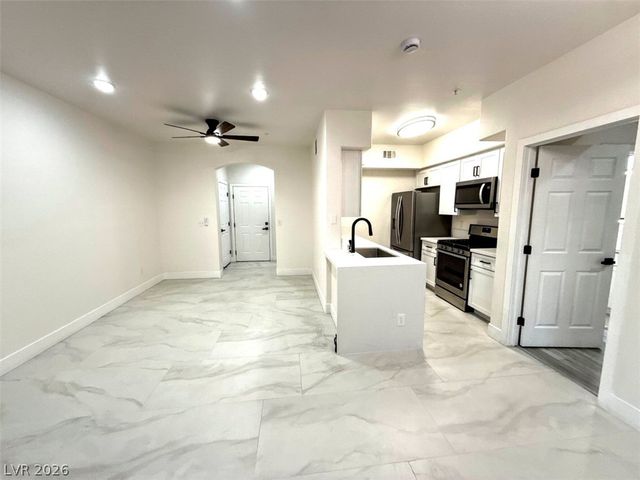 7167 South Durango Drive 106, Las Vegas, NV 89113