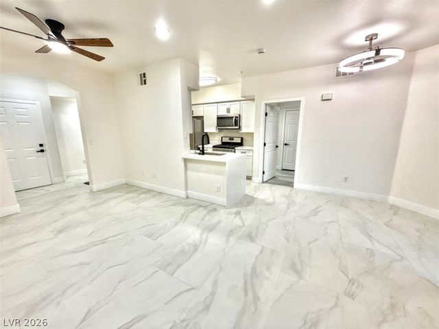 7167 South Durango Drive 106, Las Vegas, NV 89113