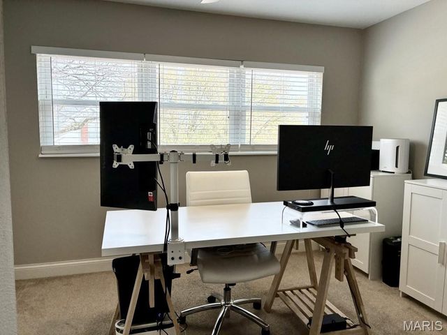 325 Fox Village Court, Ballwin, MO 63021