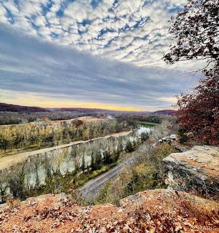 325 Fox Village Court, Ballwin, MO 63021