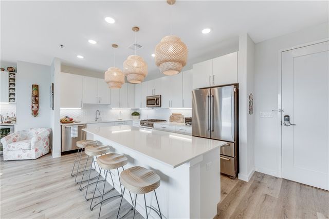 630 Center Square West 206, Port Aransas, TX 78373