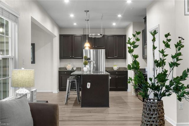 137 Boxwood LN, Smithfield, VA 23430