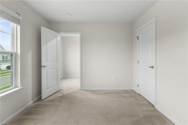 137 Boxwood LN, Smithfield, VA 23430