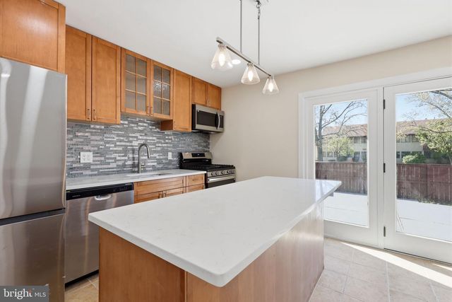 370 BOLTON RD, Hightstown, NJ 08520