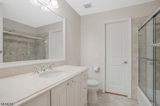 38 Fieldstone Road Ondo, Bedminster Twp., NJ 07921