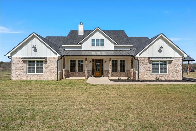 399 Satin Road, Chilton, TX 76632