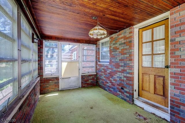 236 Hickory Ave, Garwood Boro, NJ 07027