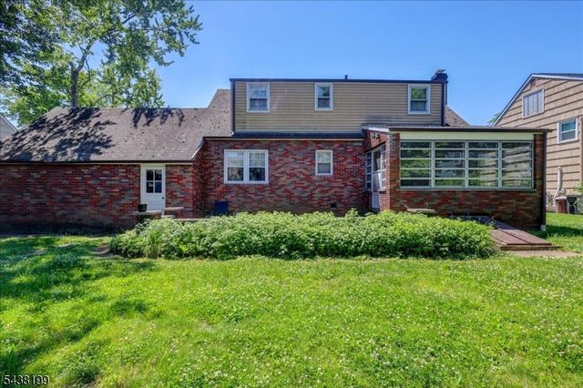 236 Hickory Ave, Garwood Boro, NJ 07027
